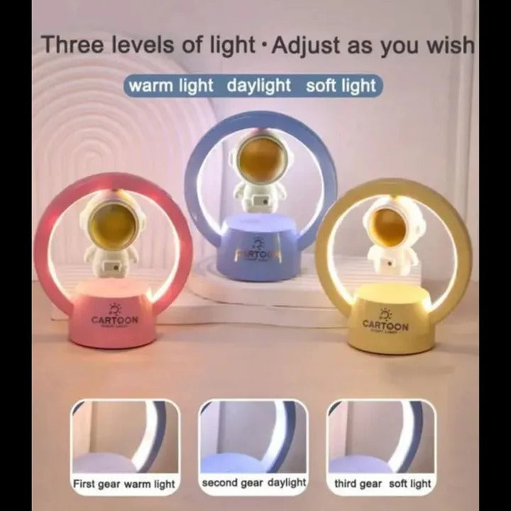 Astronaut Light Lamp